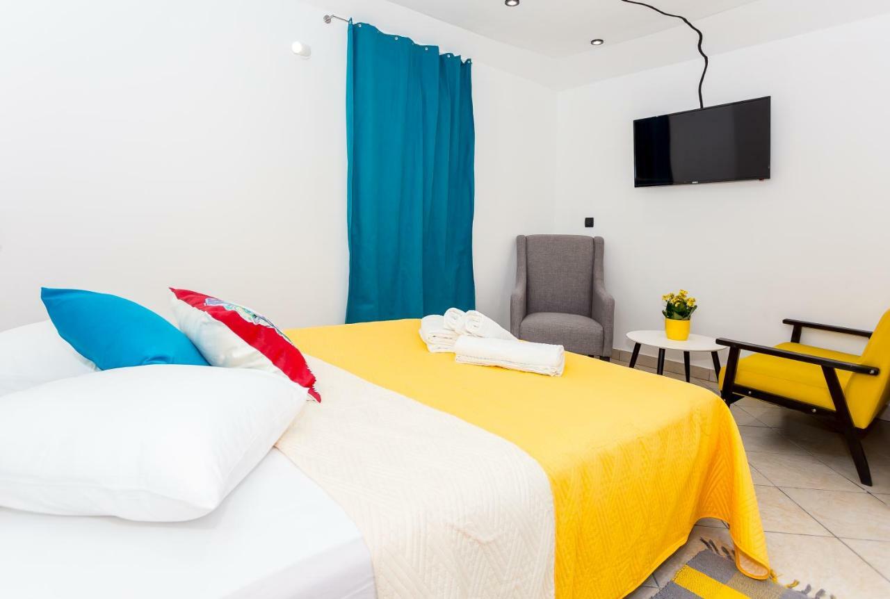 Mima'S Rooms Omiš Exteriér fotografie